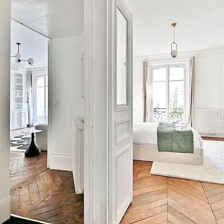 Parisien Spacieux #marais #rivoli - Ii Apartment